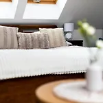 Apartmán Karkonoski Klimat - Z Widokiem Na Gory, Dostepem Do Sauny, Balii, Jacuzzi Oraz Miejscem Na Grill I Ognisko *